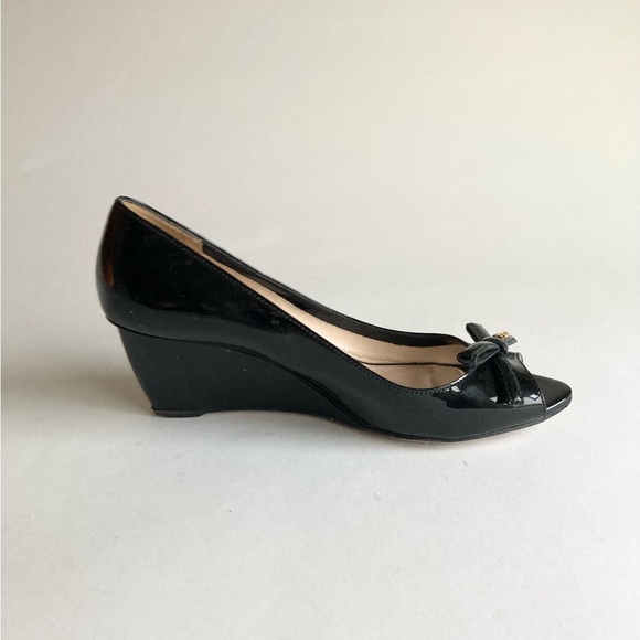 Prada Black Patent Leather Bow Logo Open Toe Wedges size EUR 38, US 7.5 - Picture 5 of 16